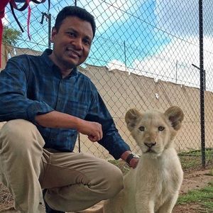 Meet your Posher, Abu